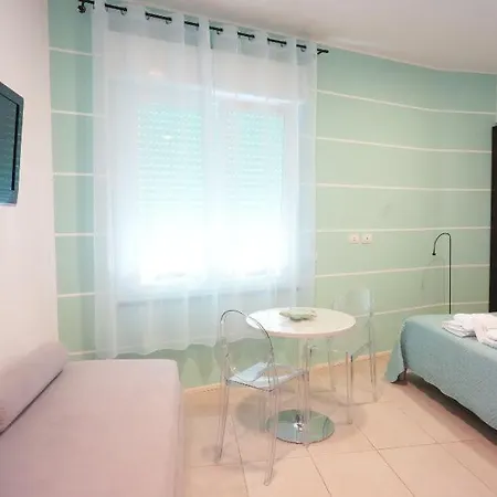 Verdeacqua 4*